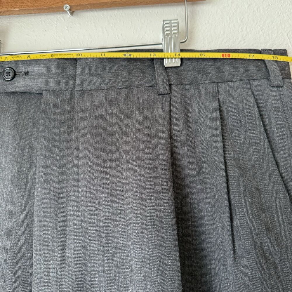 Burberry London 2-Piece Suit‎ 43L 36x40 Gray Pinstriped 100% Wool Made USA - Picture 11 of 16